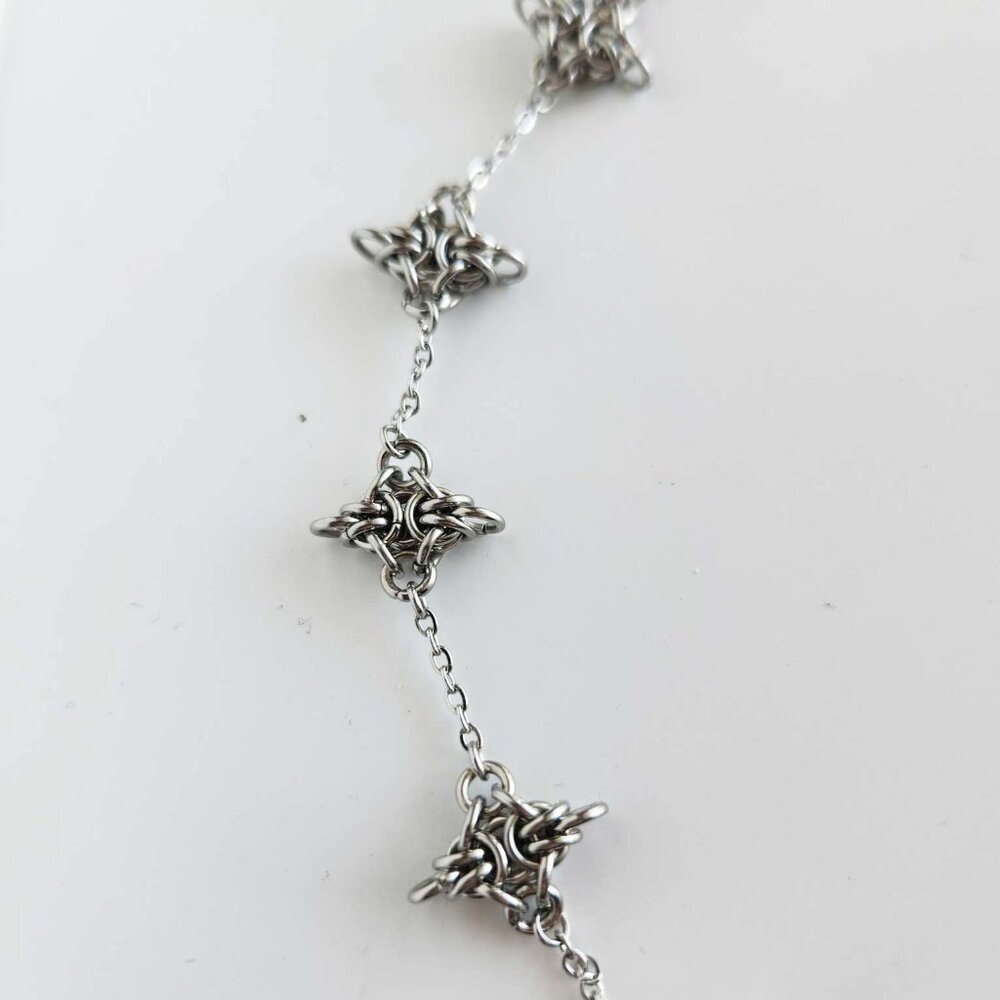 Gothic Medieval spikes chain mail necklace with a small silver chain - Picture 5 of 9